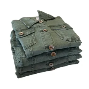 Spijkerjasje 'Groen' maat S. en M.